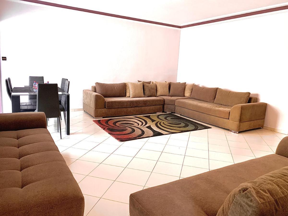Anfa 28 - 2 Bedrooms - Well Located Apartment - Large And Pleasant Casablanca Exteriör bild