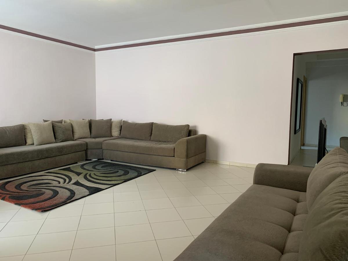 Anfa 28 - 2 Bedrooms - Well Located Apartment - Large And Pleasant Casablanca Exteriör bild