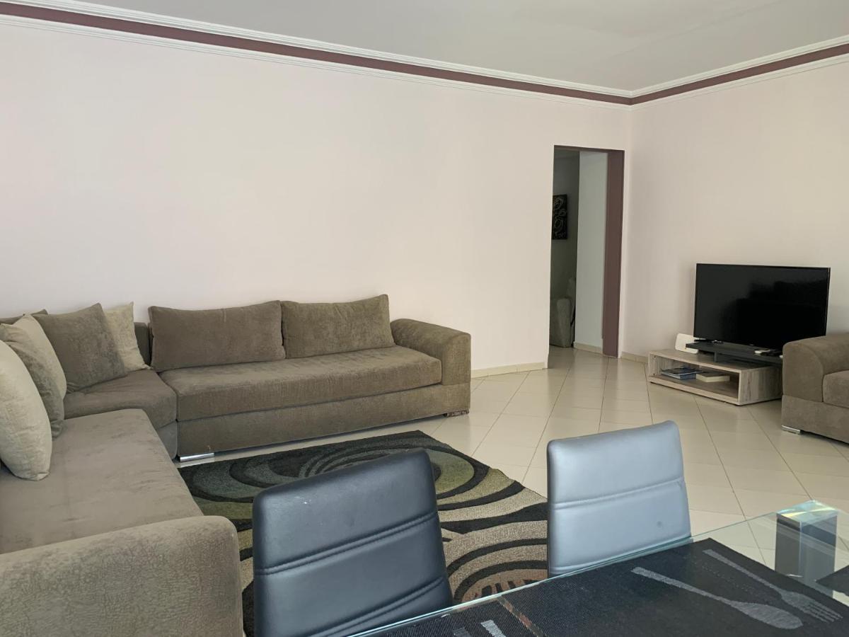 Anfa 28 - 2 Bedrooms - Well Located Apartment - Large And Pleasant Casablanca Exteriör bild